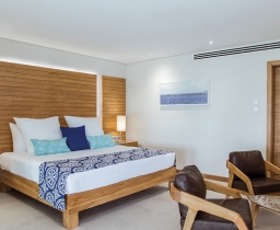 2-Bedroom Ocean Beachfront Family Suite